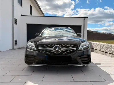 Gebraucht Mercedes C200 AMG line 160 PS (117 kW) 2019 Schwarz Kombi