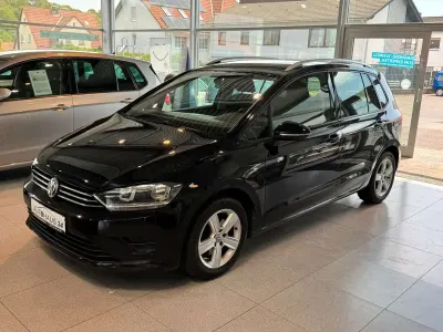 Gebraucht VW Golf VII Comfortline 110 PS (80 kW) 2014 Schwarz Kombi