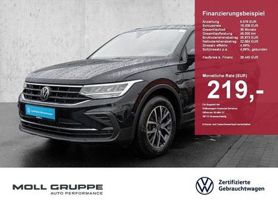 Gebraucht VW Tiguan Life 150 PS (110 kW) 2023 Deep black perleffekt (metallic) SUV