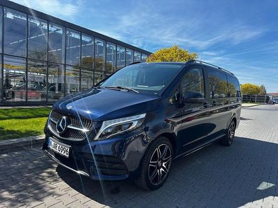 Gebraucht Mercedes V300 Avantgarde 237 PS (174 kW) 2021 Blau Van / Kleinbus