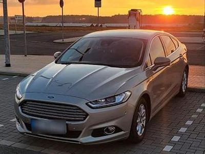 Usata Ford Mondeo Titanium 211 CV (155 kW) 2015 Andere farben Berlina