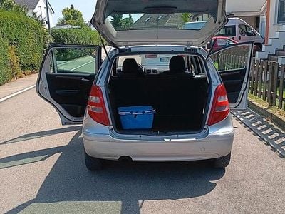 Mercedes A200