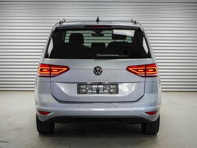 Neu VW Touran 150 PS (110 kW) 2025 Oyster silber metallic (f0) Van / Kleinbus