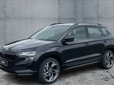 Neu Skoda Karoq SportLine 190 PS (139 kW) 2026 Schwarz SUV