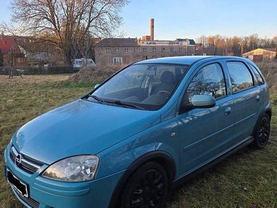 Blau Gebraucht 2006 Opel Corsa Enjoy Kleinwagen | 2.190 € (Etwas zu teuer)