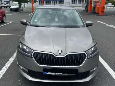 Gebraucht Skoda Fabia Active 75 PS (55 kW) 2018 Silber Limousine