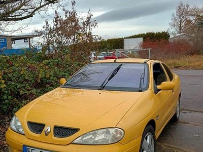 Gebraucht Renault Mégane Coupé 107 PS (78 kW) 1999 Gelb Coupé