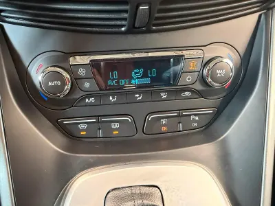 Gebraucht Ford C-MAX 150 PS (110 kW) 2014 Gold Van / Kleinbus