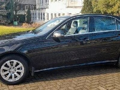 Mercedes E200