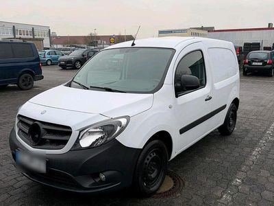 Gebraucht Mercedes Citan 109 90 PS (66 kW) 2018 Weiß Van / Kleinbus