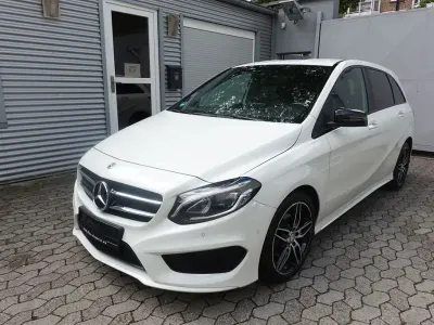 Gebraucht Mercedes B200 AMG line 156 PS (114 kW) 2015 Weiß Kleinwagen