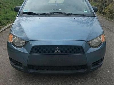 Gebraucht Mitsubishi Colt 75 PS (55 kW) 2009 Andere farben Kleinwagen