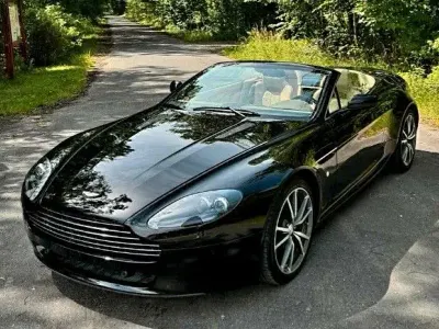 Gebraucht Aston Martin V8 Vantage 426 PS (313 kW) 2009 Schwarz Cabrio