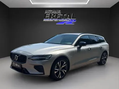 Gebraucht Volvo V60 Plus 455 PS (334 kW) 2025 Silber Kombi
