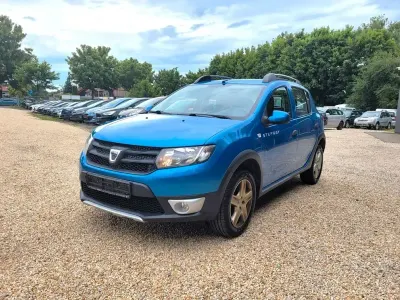 Gebraucht Dacia Sandero Stepway Ambiance 90 PS (66 kW) 2014 Blau Limousine