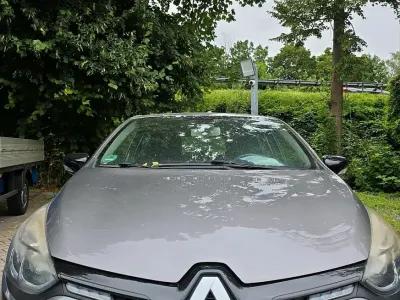 Gebraucht Renault Clio IV Luxe 120 PS (88 kW) 2015 Grau Kleinwagen