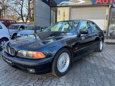 BMW 523