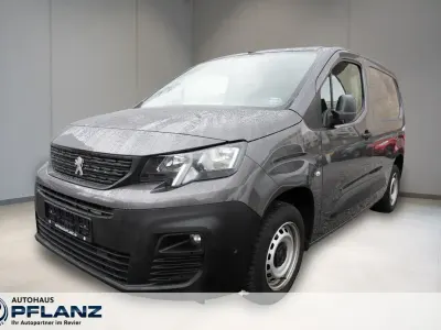 Gebraucht Peugeot Partner Premium 102 PS (75 kW) 2021 Grau Van / Kleinbus