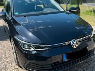 Gebraucht VW Golf VIII Life 150 PS (110 kW) 2020 Schwarz Limousine