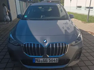 Gebraucht BMW 218 Active Tourer Performance 150 PS (110 kW) 2025 Grau Van / Kleinbus