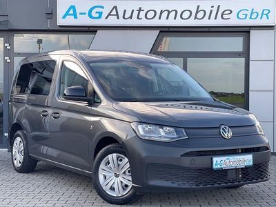 Usata VW Caddy 102 CV (75 kW) 2021 Grigio Monovolume