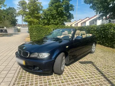Gebraucht BMW 320 Cabriolet 170 PS (125 kW) 2004 Blau Cabrio