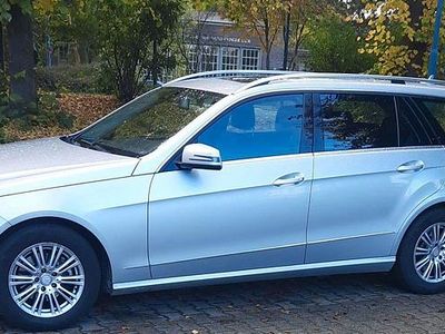 Silber Gebraucht 2011 Mercedes E220 Elegance Kombi | 8.900 € (Fairer Preis)