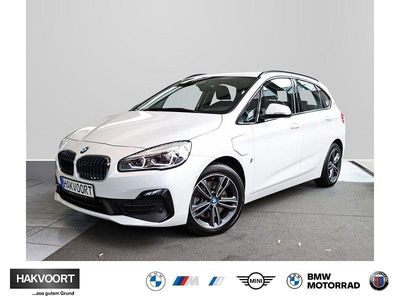 BMW 225