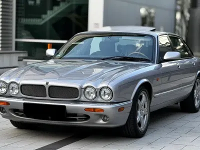 Gebraucht Jaguar XJR Supercharged 363 PS (266 kW) 2001 Grau Limousine