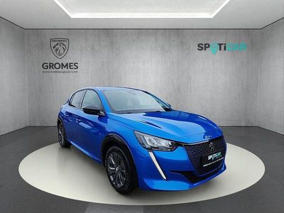 Gebraucht Peugeot e-208 Allure 100 kW (136 PS) 2023 Blau Kleinwagen