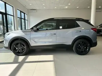 Neu SsangYong Korando 163 PS (119 kW) 2026 Grau SUV