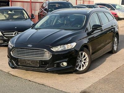 Gebraucht Ford Mondeo Titanium 116 PS (85 kW) 2016 Schwarz Kombi