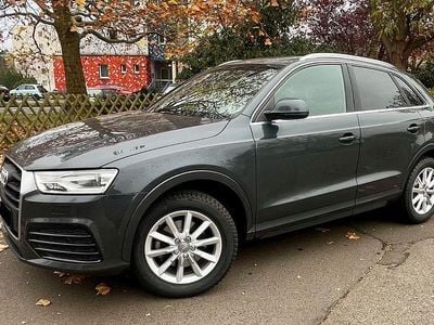 Grau Gebraucht 2018 Audi Q3 Sport SUV | 16.390 € (Guter Preis)