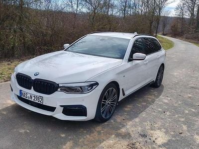 Gebraucht BMW 530 M Sport 265 PS (194 kW) 2019 Weiß Kombi