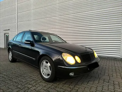 Brugt Mercedes E200 163 HK (119 kW) 2003 Blå Sedan