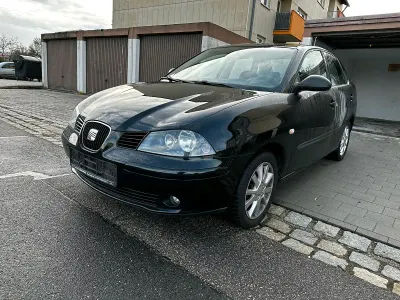 Używany Seat Cordoba 101 KM (74 kW) 2009 Czarny Sedan/Limuzyna