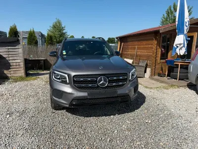 Gebraucht Mercedes GLB200 150 PS (110 kW) 2022 Grau SUV
