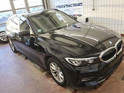 Second-hand BMW 318 Sport Line 150 CP (110 kW) 2021 Negru Break