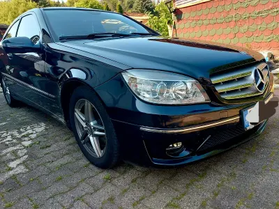 Używany Mercedes CLC180 143 KM (105 kW) 2009 Czarny Hatchback