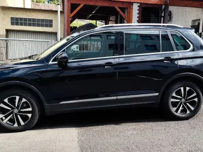 Gebraucht VW Tiguan IQ Drive 150 PS (110 kW) 2019 Schwarz SUV