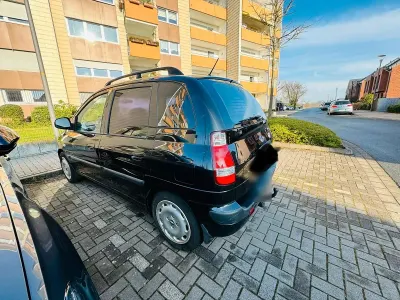 Second-hand Hyundai Matrix 104 CP (76 kW) 2008 Negru Monovolum