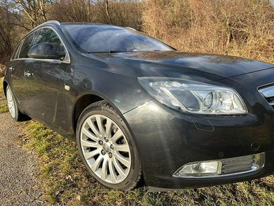 Schwarz Gebraucht 2013 Opel Insignia Kombi | 5.970 € (Fairer Preis)