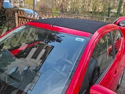 Gebraucht Toyota Aygo X-clusiv 69 PS (50 kW) 2014 Rot Kleinwagen