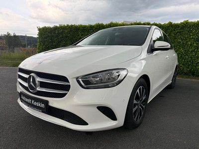 Mercedes B200