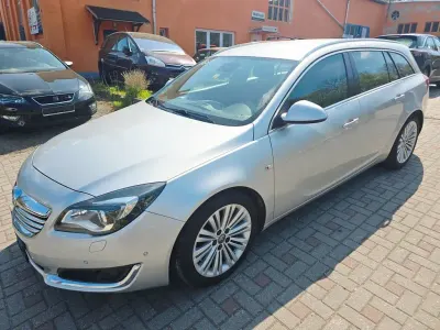 Gebraucht Opel Insignia Innovation 163 PS (119 kW) 2014 Silber Kombi