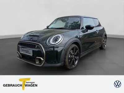 Gebraucht Mini Cooper S Resolute Edition 178 PS (130 kW) 2023 Grün Kleinwagen