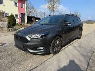 Second-hand Ford Focus ST-Line 182 CP (133 kW) 2016 Gri Break