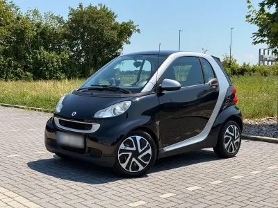 Gebraucht Smart ForTwo Coupé 71 PS (52 kW) 2009 Schwarz Coupé