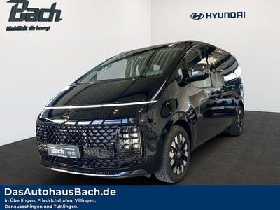 Schwarz Neu 2025 Hyundai Staria Van / Kleinbus | 57.230 €