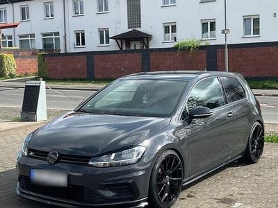 Gebraucht VW Golf VII R-line 150 PS (110 kW) 2018 Grau Limousine